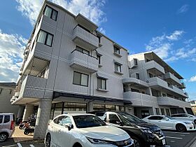 ラフィーネ府中  ｜ 広島県安芸郡府中町石井城1丁目（賃貸マンション1R・2階・31.00㎡） その1