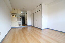 グローバル松川 6階ワンルームのリビング/ダイニング