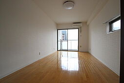 VILLAながい 7階1Kのリビング/ダイニング