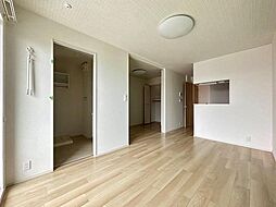 スターマイン　ランド　Ｂ 1階1LDKのリビング/ダイニング