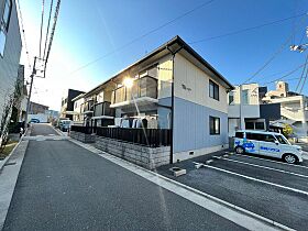 広島県広島市安佐南区川内5丁目（賃貸アパート2LDK・2階・54.81㎡） その1