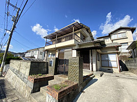 吉田貸家(己斐東)  ｜ 広島県広島市西区己斐東2丁目（賃貸一戸建1LDK・--・121.72㎡） その1