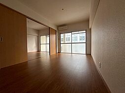 本逕寺ビル 4階2LDKのリビング/ダイニング