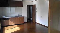 ファミーユ東本浦 2階3LDKのリビング/ダイニング