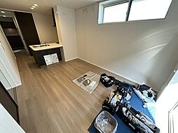 メゾンドノアール 1階1LDKのリビング/ダイニング