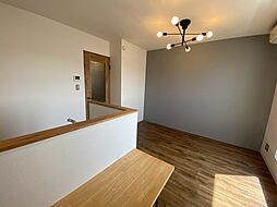 リノリノアパートメント江波 2階1LDKのリビング/ダイニング