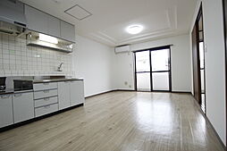 ロイヤルタムラさくら館 2階2LDKのリビング/ダイニング