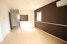 ラ・カーサ・フェリーチェ 2階2LDKのリビング/ダイニング