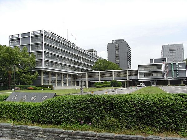 画像16:役所「広島県庁まで851ｍ」