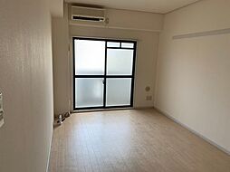 パティオ舟入 5階1Kのリビング/ダイニング