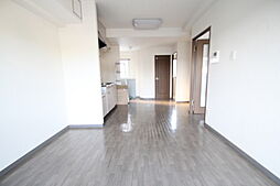 グレイスビル 3階1LDKのリビング/ダイニング