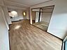 リビング/ダイニング：※別部屋の写真です
