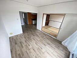 第1ビューハイツ 2階2LDKのリビング/ダイニング