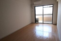 コンフォートNビル 6階1Kのリビング/ダイニング