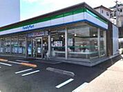 コンビニ「ファミリーマート中野東一丁目店まで903ｍ」