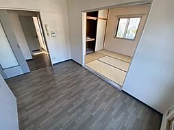 ヴィラシーン江波 4階2DKのリビング/ダイニング