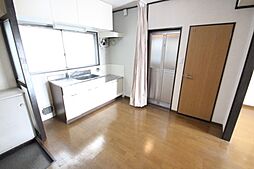 府中城ケ丘ビル 2階1LDKのリビング/ダイニング