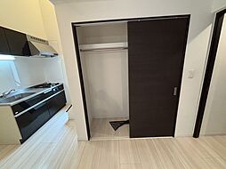 Maisonetic 平和記念公園 1階ワンルームのリビング/ダイニング