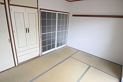 フローラル山手 1階1Kのリビング/ダイニング