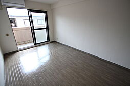 カーナ西田 3階1Kのリビング/ダイニング