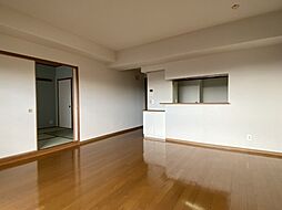 己斐本町コープマンション 10階4LDKのリビング/ダイニング