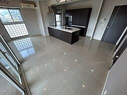 イルフィオーレ 6階1LDKのリビング/ダイニング