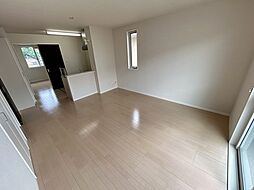 メゾン大町ヒルズＣ棟 2階2LDKのリビング/ダイニング