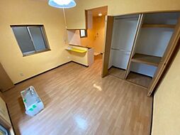 ファイブヒルズ 3階ワンルームのリビング/ダイニング