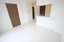 ユニヴァリィ長束西 1階1LDKのリビング/ダイニング