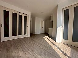 Regalest-N 3階1LDKのリビング/ダイニング