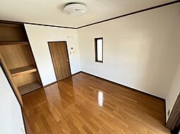 キューティーワン 1階1Kのリビング/ダイニング