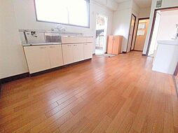 岩田ビル 3階2DKのリビング/ダイニング