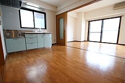 プレイス十日市 7階1DKのリビング/ダイニング