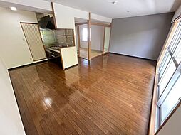 サニーマンション西田 1階3LDKのリビング/ダイニング