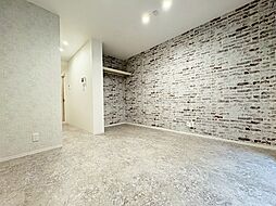 リユニオン三条 1階ワンルームのリビング/ダイニング