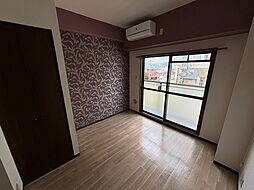 コスミック 4階ワンルームのリビング/ダイニング