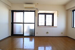 家納喜本川館 9階ワンルームのリビング/ダイニング