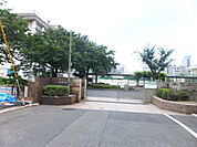 中学校「広島市立中広中学校まで1861ｍ」