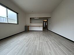 フレマリール恵夢参番館 0201 2階2LDKのリビング/ダイニング