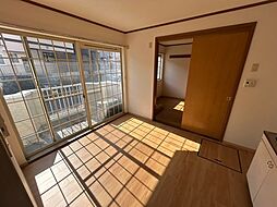 エムフローレンス三番館 1階2DKのリビング/ダイニング