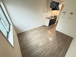 プリマヴェーラ大竹 1階ワンルームのリビング/ダイニング