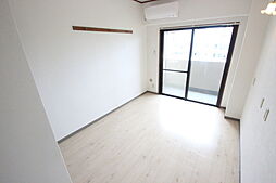 サンパレス横川 7階1Kのリビング/ダイニング