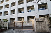 小学校「広島市立庚午小学校まで715ｍ」