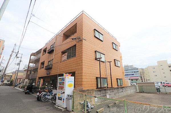 三匹のKOBUTA ｜大阪府寝屋川市本町(賃貸マンション1R・1階・17.00㎡)の写真 その1