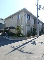 コンフォール  ｜ 大阪府寝屋川市中神田町13-15（賃貸アパート2LDK・2階・53.71㎡） その1