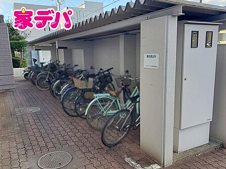 駐輪場