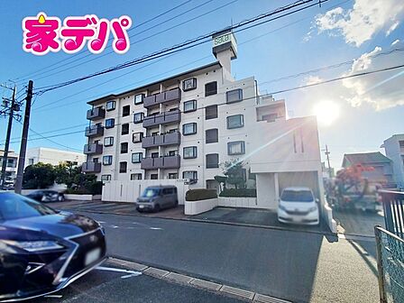 ドラッグスギヤマ舟原町まで徒歩2分!お買い物便利