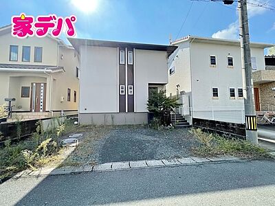 外観：岩西小学校まで徒歩8分でお子様の通学も安心の立地です。周辺商業施設充実で便利な住環境です。お気軽に「家デパ」へお問い合わせ下さい。