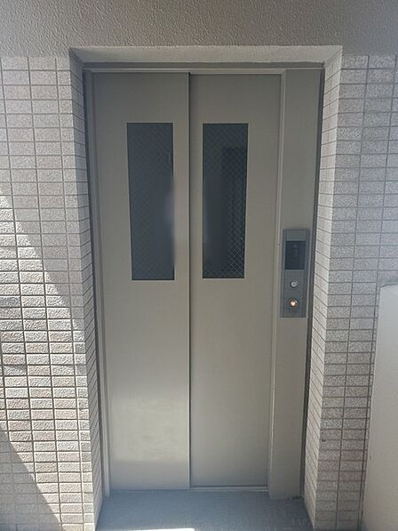 エレベーター