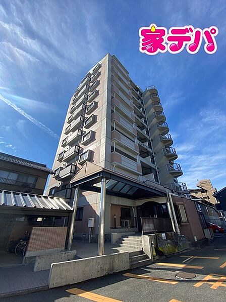 JR豊橋駅まで車で約5分です!周辺はお買い物施設や商業施設が充実!お問い合わせください。